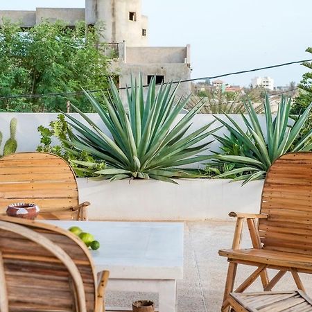 Keur Dofie Bed & Breakfast Toubab Dialaw Exterior photo