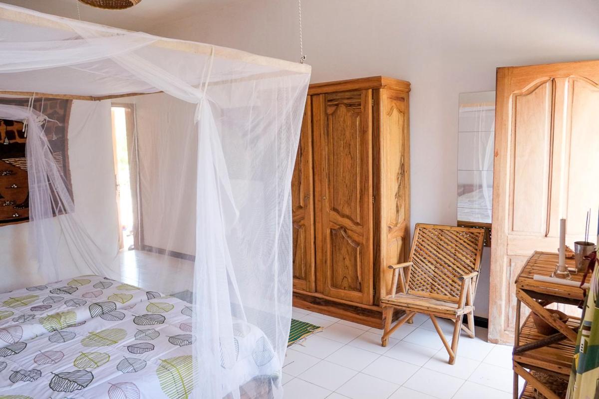 Keur Dofie Bed & Breakfast Toubab Dialaw Exterior photo