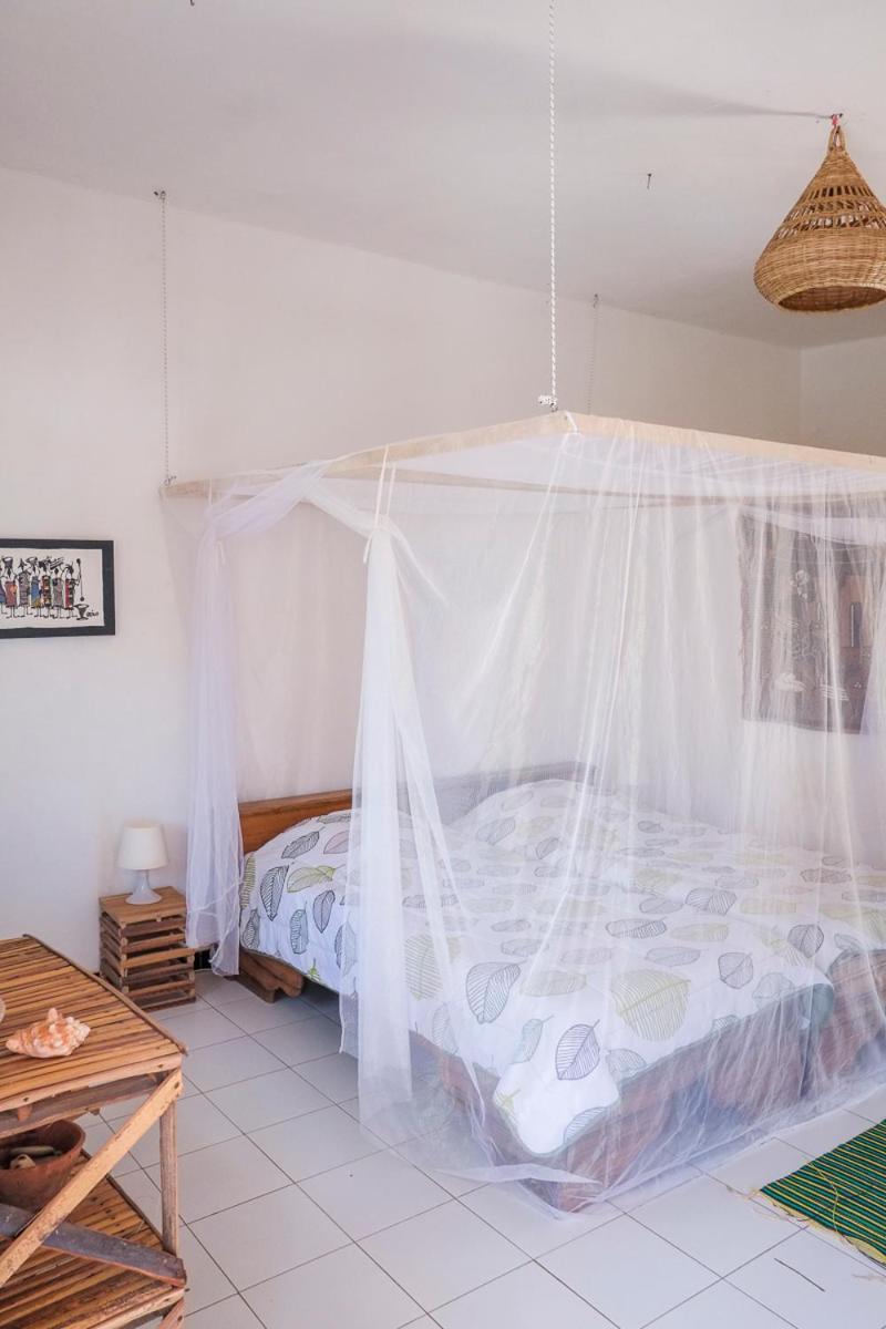 Keur Dofie Bed & Breakfast Toubab Dialaw Exterior photo