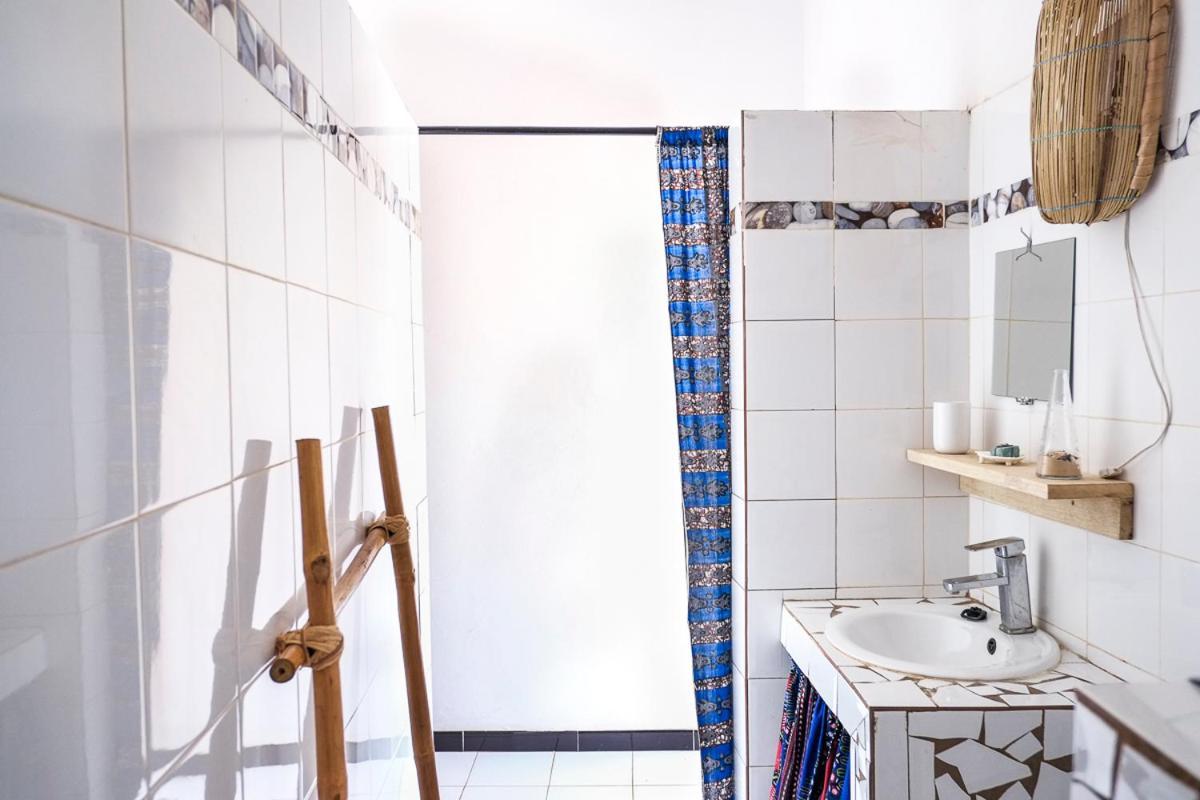 Keur Dofie Bed & Breakfast Toubab Dialaw Exterior photo
