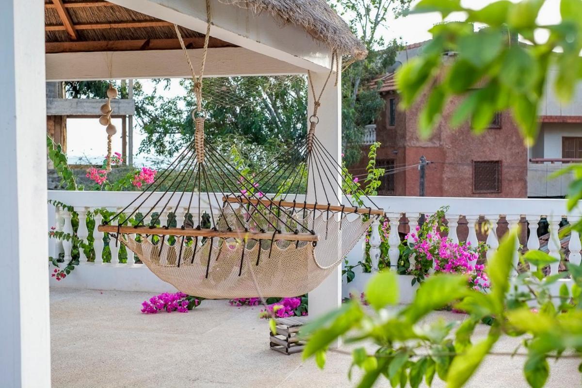 Keur Dofie Bed & Breakfast Toubab Dialaw Exterior photo